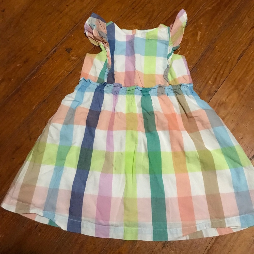 Gap 4T gingham Easter dress in gently used condition